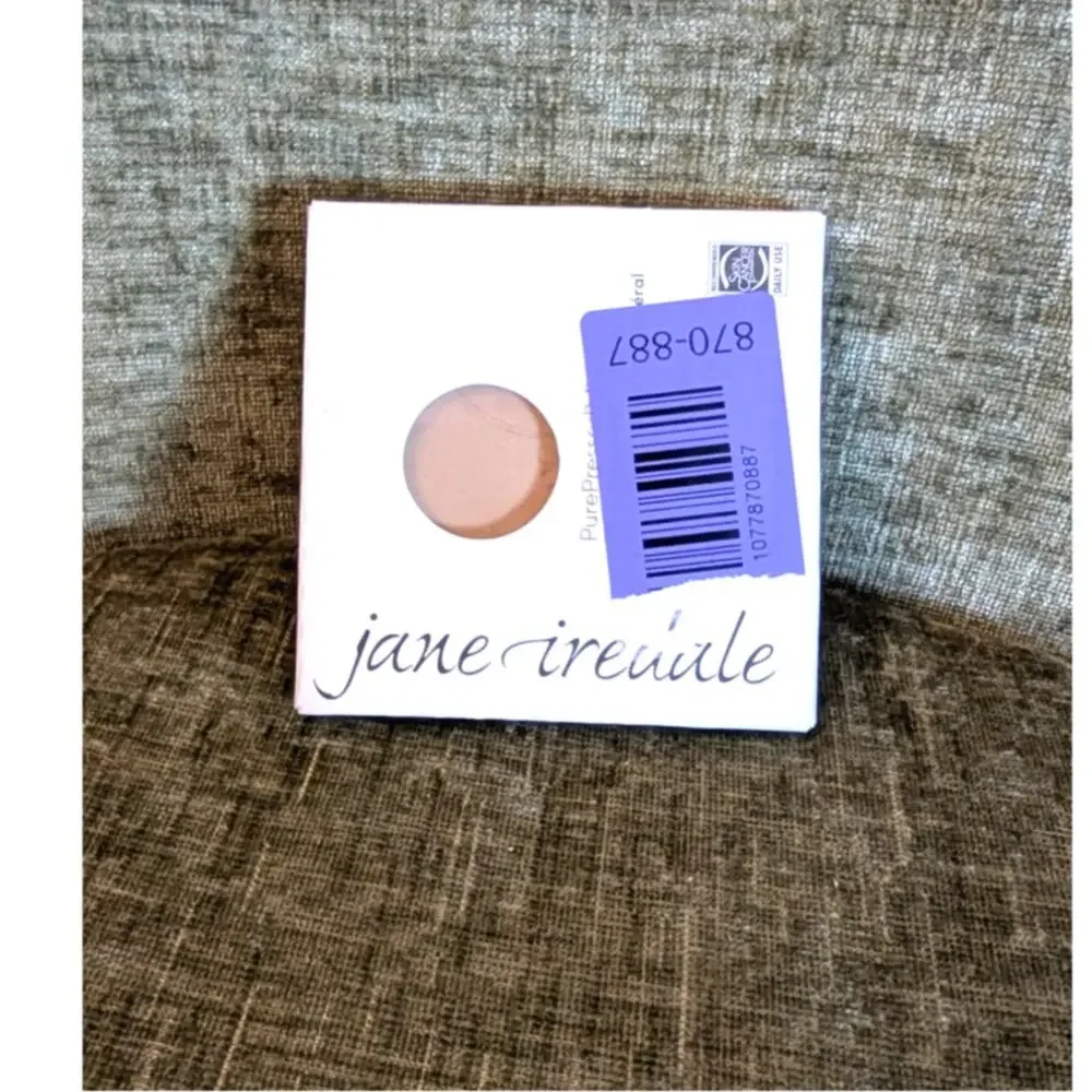 Jane Iredale PurePressed® Base Mineral Foundation REFILL SPF 20/15, color: AMBER